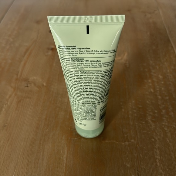 Clinique 7 Day Scrub Cream - Rinse Off Formula - Brand New - 3.4 FL OZ - Picture 4 of 6